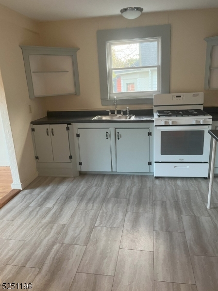 13 Bridge Street, Unit 2 Stockton, NJ 08559 - Photo 3 of 4