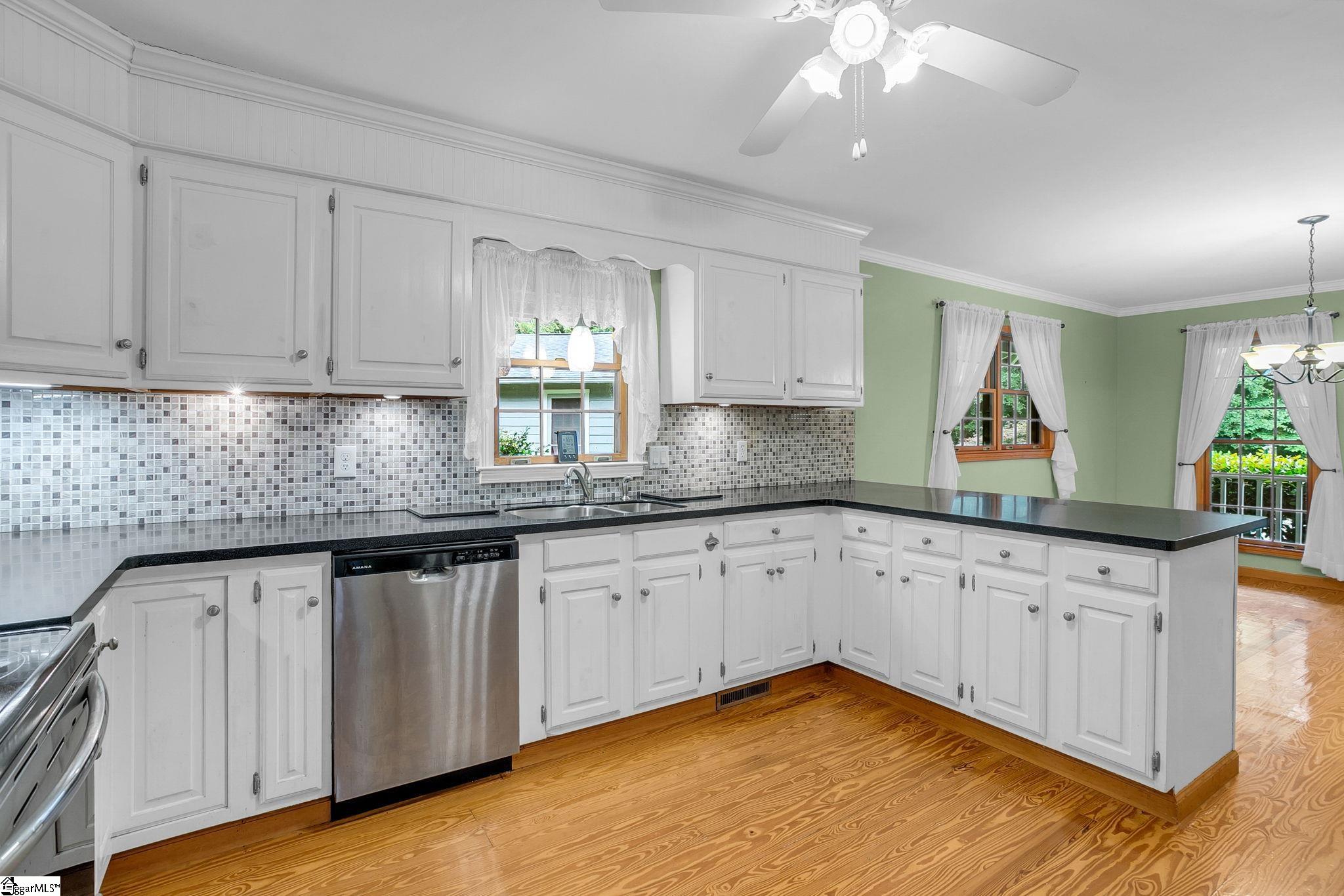 1004 Ridgeview Drive Pendleton, SC 29670 - Photo 7 of 44