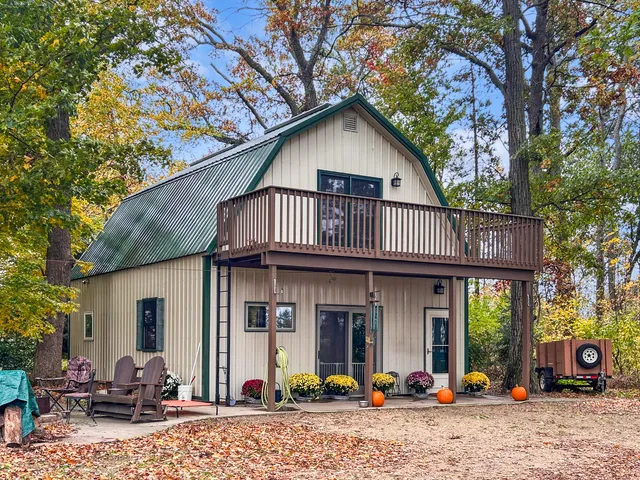 $400,000 | S1814 Mast Road, Coon, WI 54667
