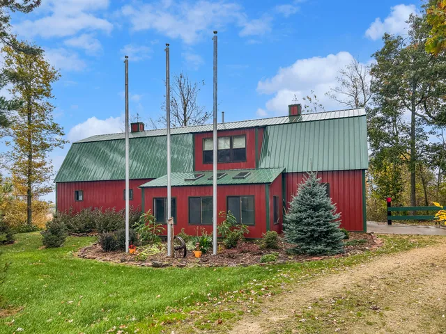 $400,000 | S1814 Mast Road, Coon, WI 54667