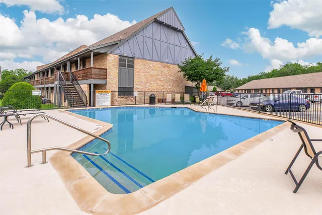 $1,175 | 1212 Hampshire Lane, Unit 1061, Richardson, TX 75080