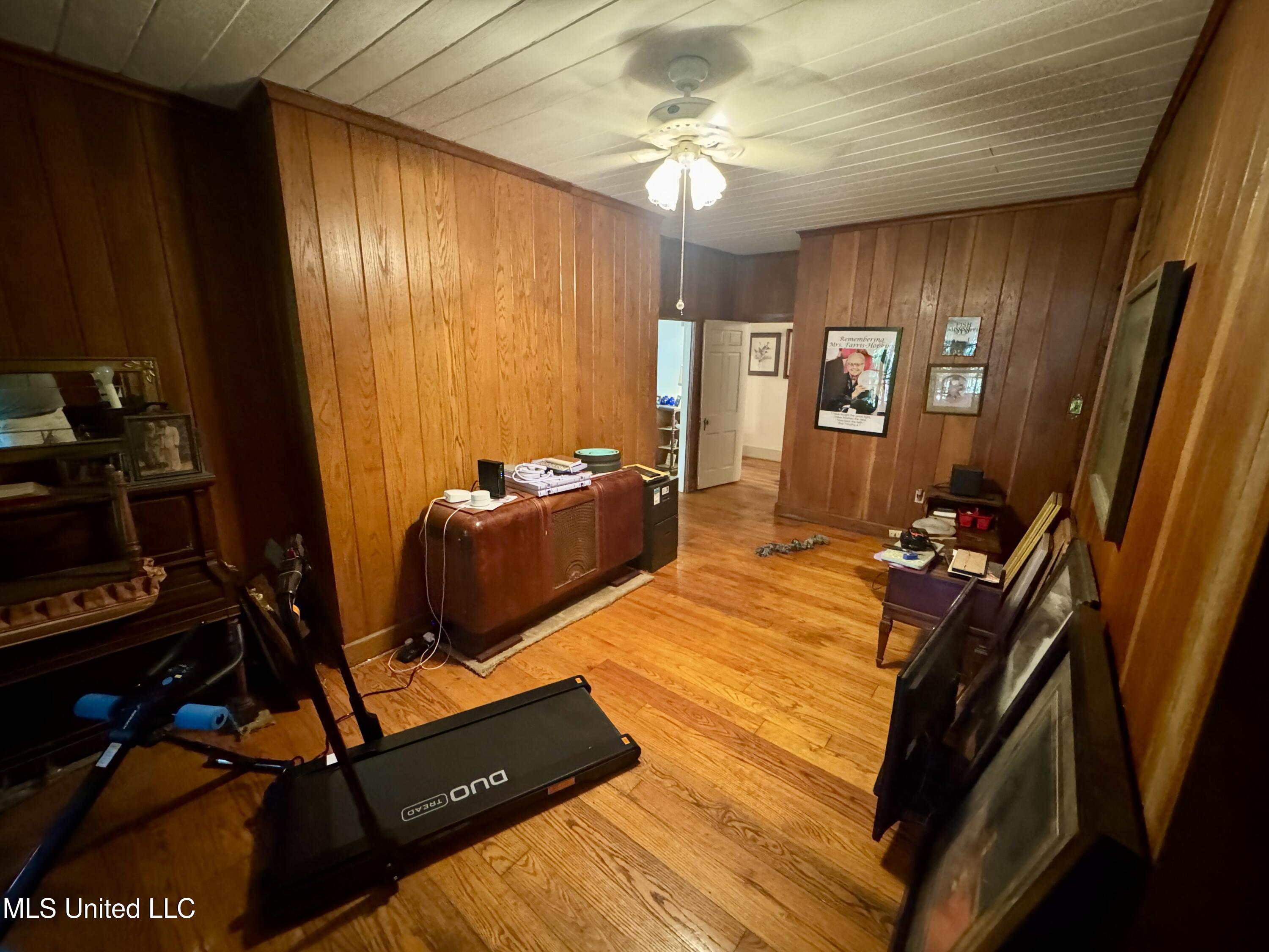 1443 Shady Lane Clarksdale, MS 38614 - Photo 16 of 22 IMG_4030