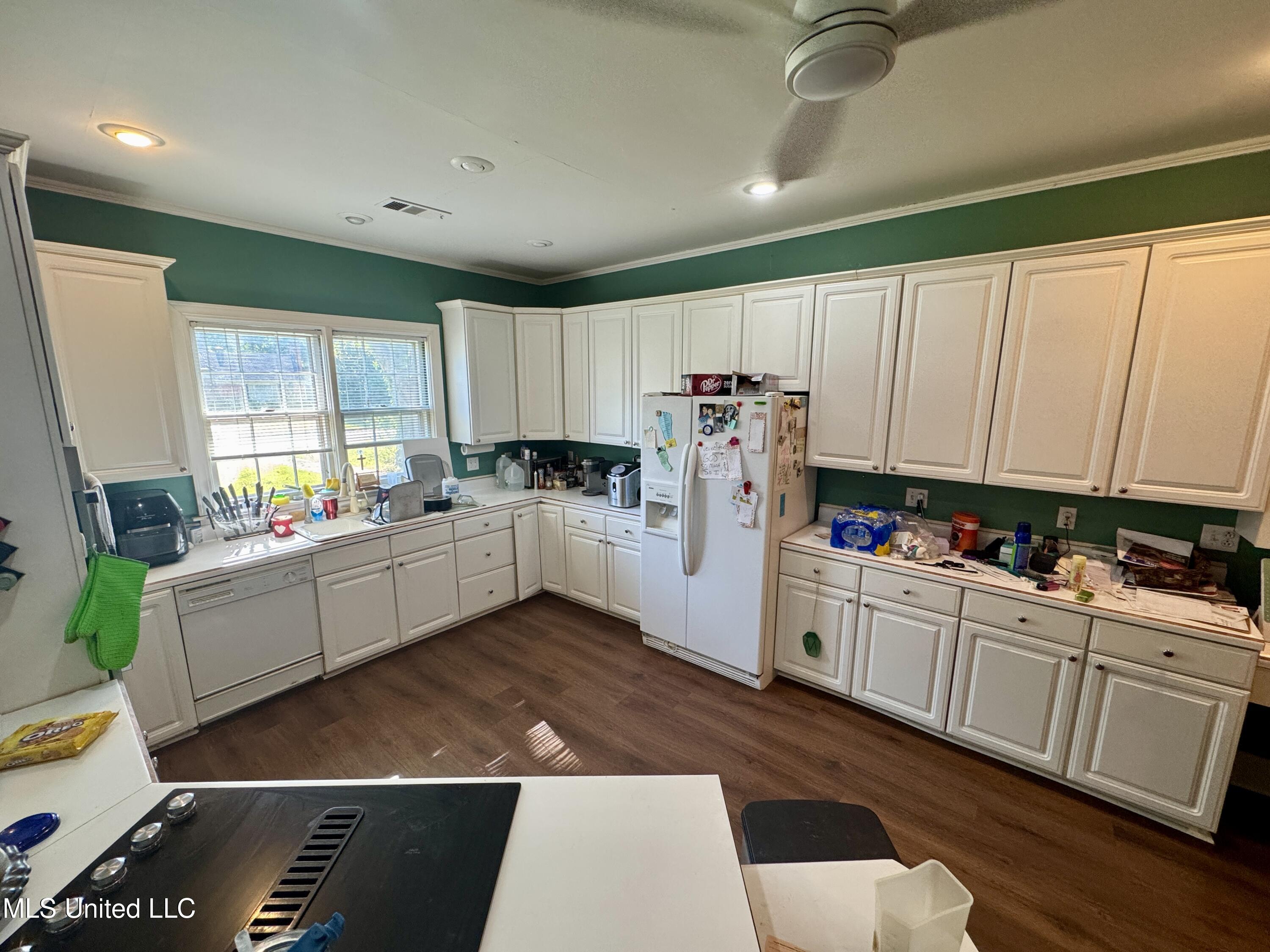 1443 Shady Lane Clarksdale, MS 38614 - Photo 3 of 22 IMG_4017