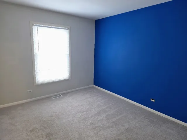 $289,900 | 2732 Weeping Willow Drive, Unit B, Lisle, IL 60532