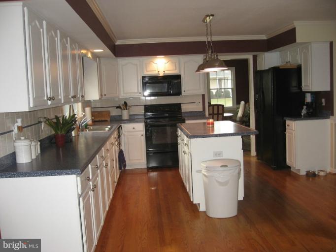1683 Green Mill Road Finksburg, MD 21048 - Photo 11 of 29 Kitchen