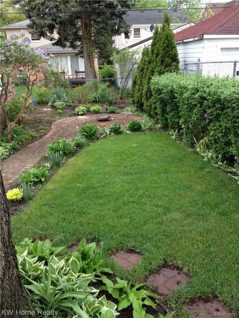 19981 Lichfield Road Detroit, MI 48221 - Photo 30 of 30 image.jpeg