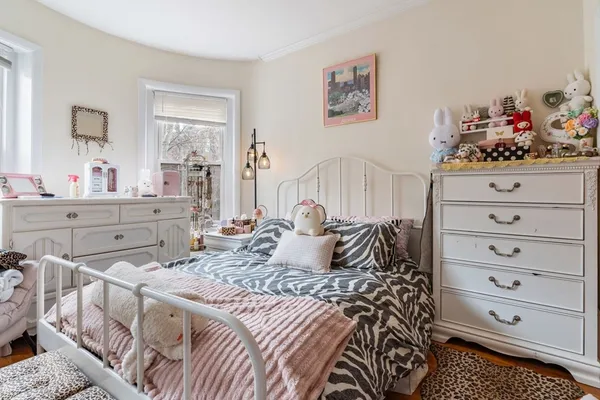 $2,300 | 15 University Road, Unit 42, Brookline, MA 02445