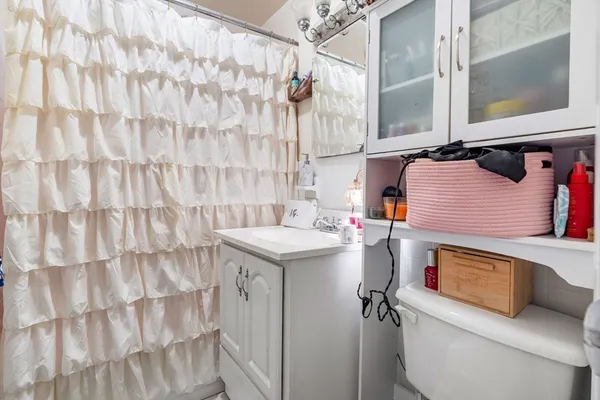 $2,300 | 15 University Road, Unit 42, Brookline, MA 02445