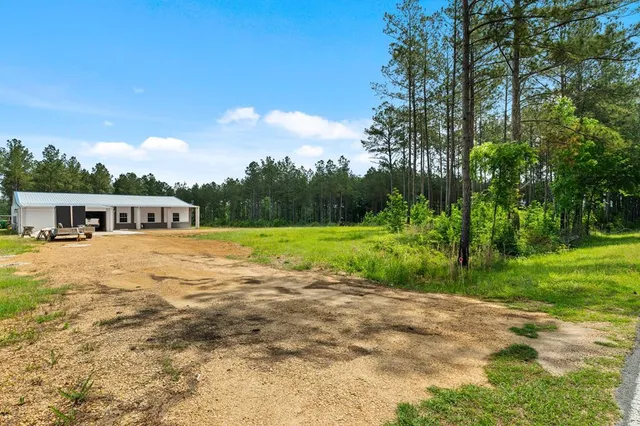 $399,000 | 3285 Summit Drive Southwest, Bogue Chitto, MS 39629