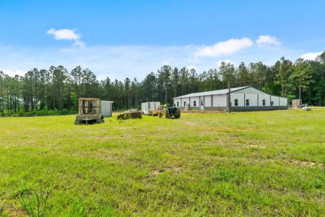 $399,000 | 3285 Summit Drive Southwest, Bogue Chitto, MS 39629