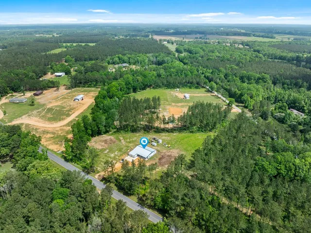 $399,000 | 3285 Summit Drive Southwest, Bogue Chitto, MS 39629