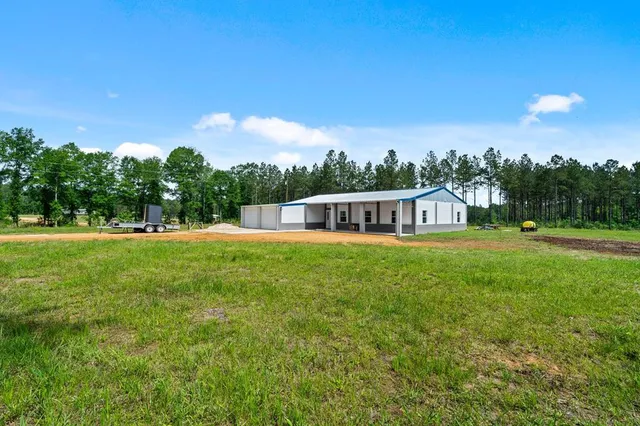 $399,000 | 3285 Summit Drive Southwest, Bogue Chitto, MS 39629