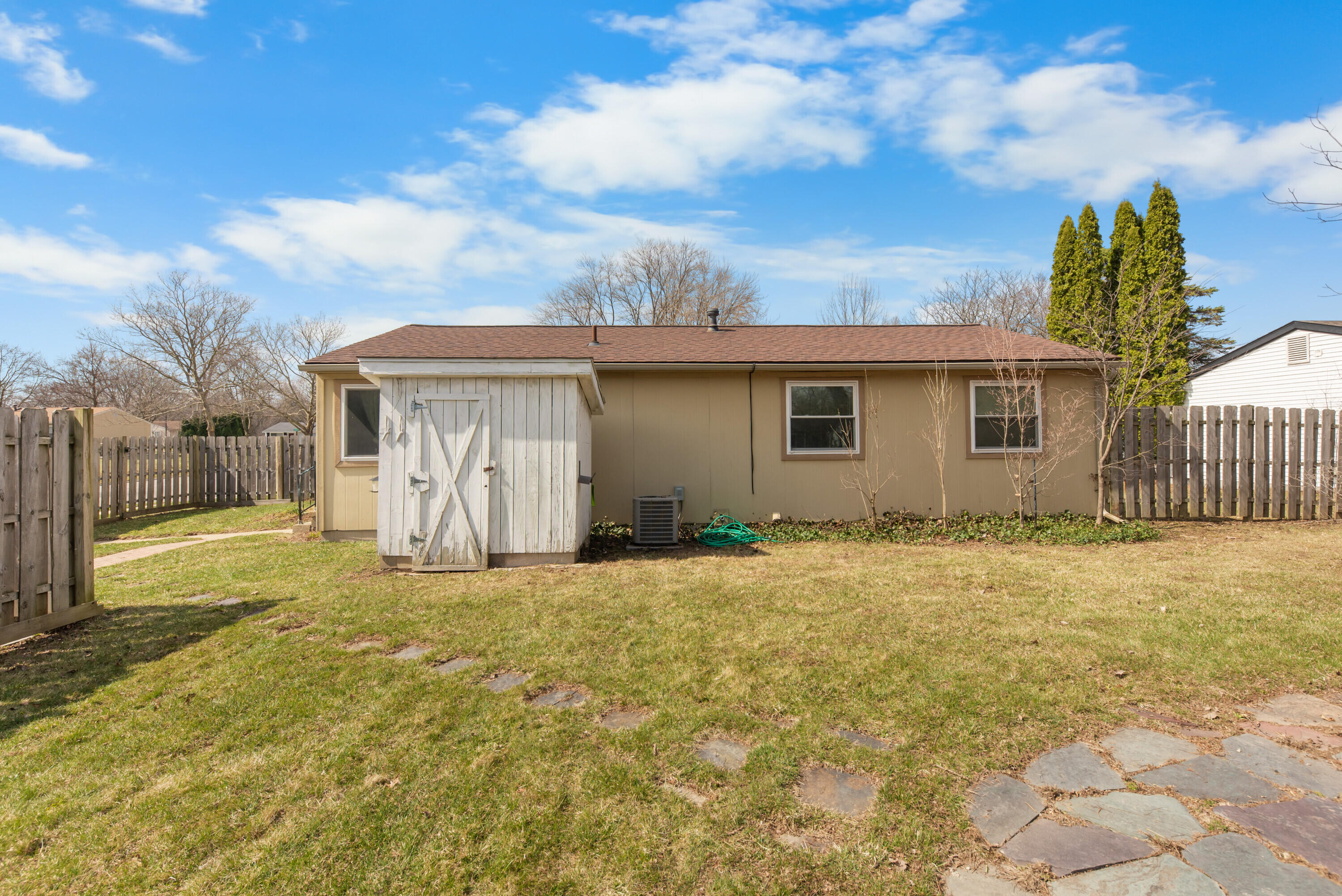 2 Faust Court Ann Arbor, MI 48108 - Photo 24 of 31 00__27