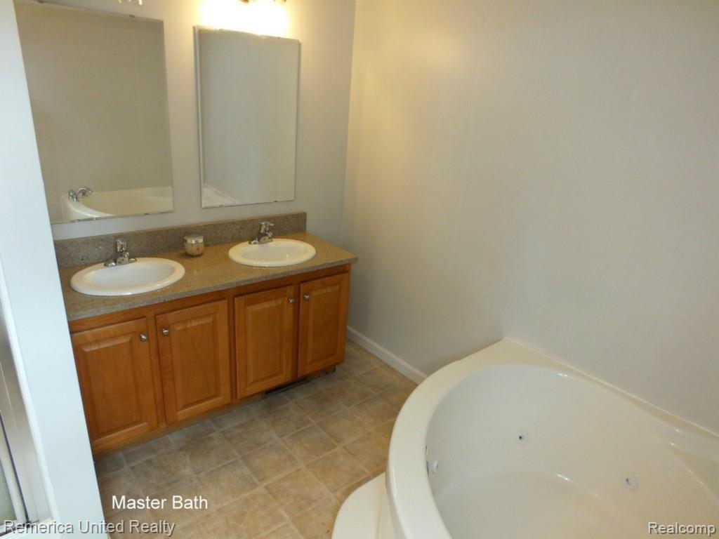 38558 Judd Road Belleville, MI 48111 - Photo 12 of 28 Master Bath.jpg