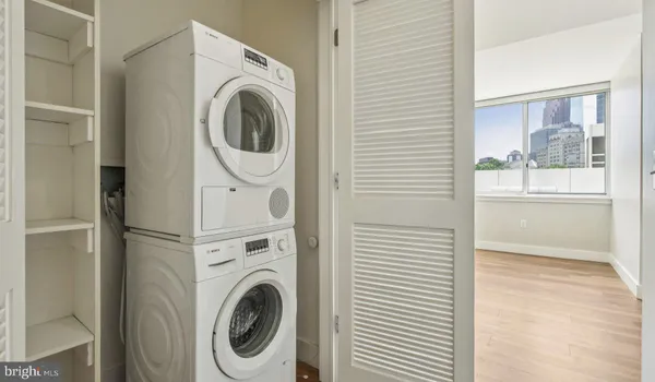 $3,426 | 2200 Benjamin Franklin Parkway, Unit N1011, Philadelphia, PA 19130