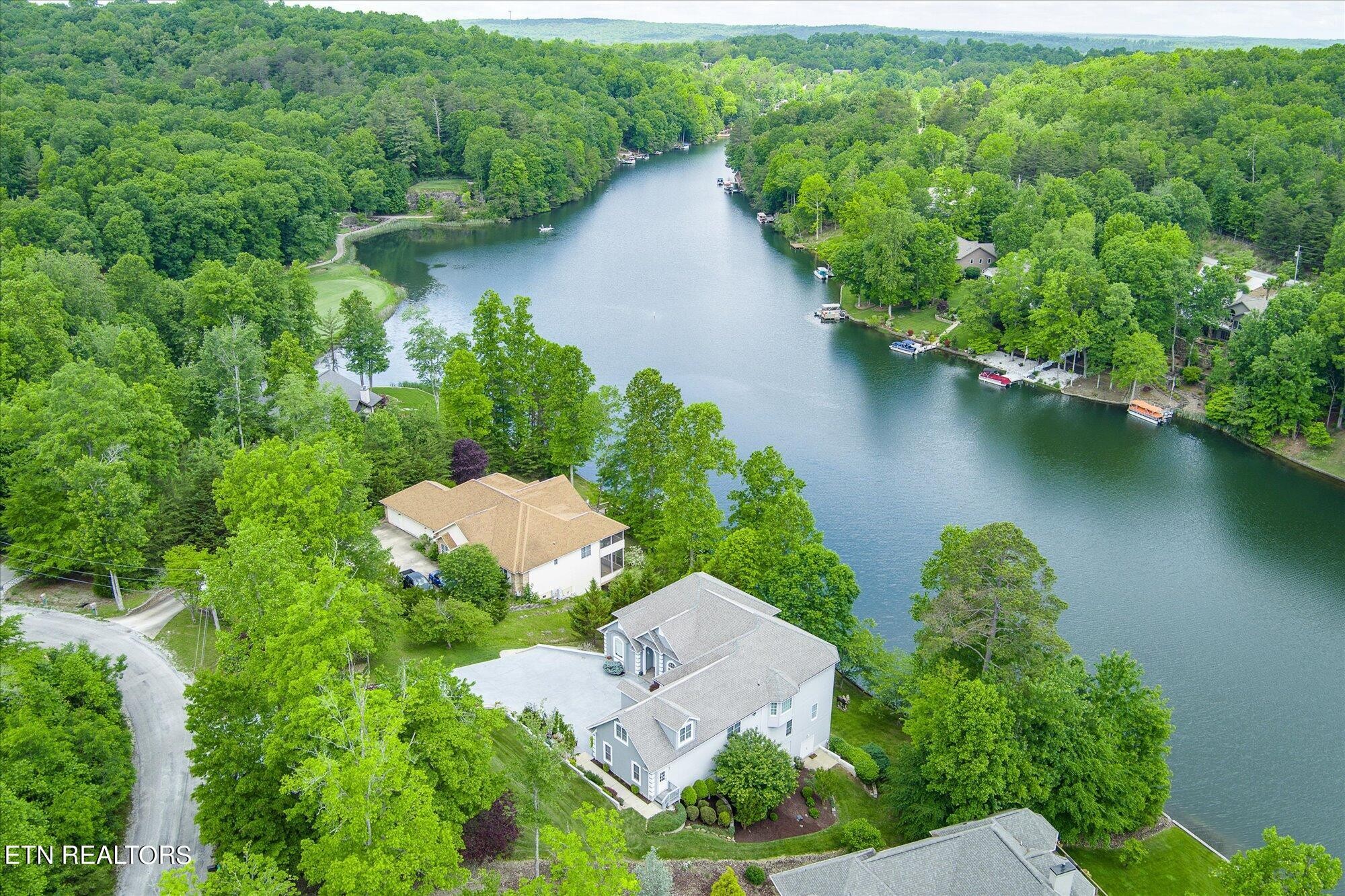 145 Pineridge Loop Crossville, TN 38558 - Photo 4 of 60