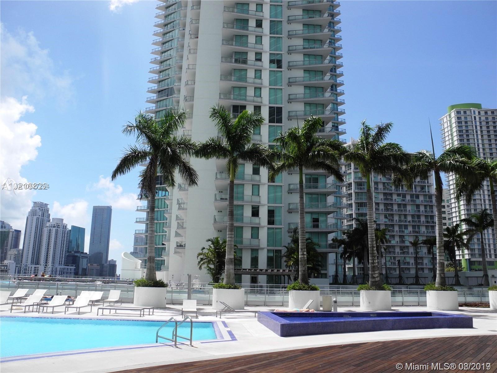 90 Southwest 3rd Street, Unit 1606 Miami, FL 33130 - Photo 2 of 31