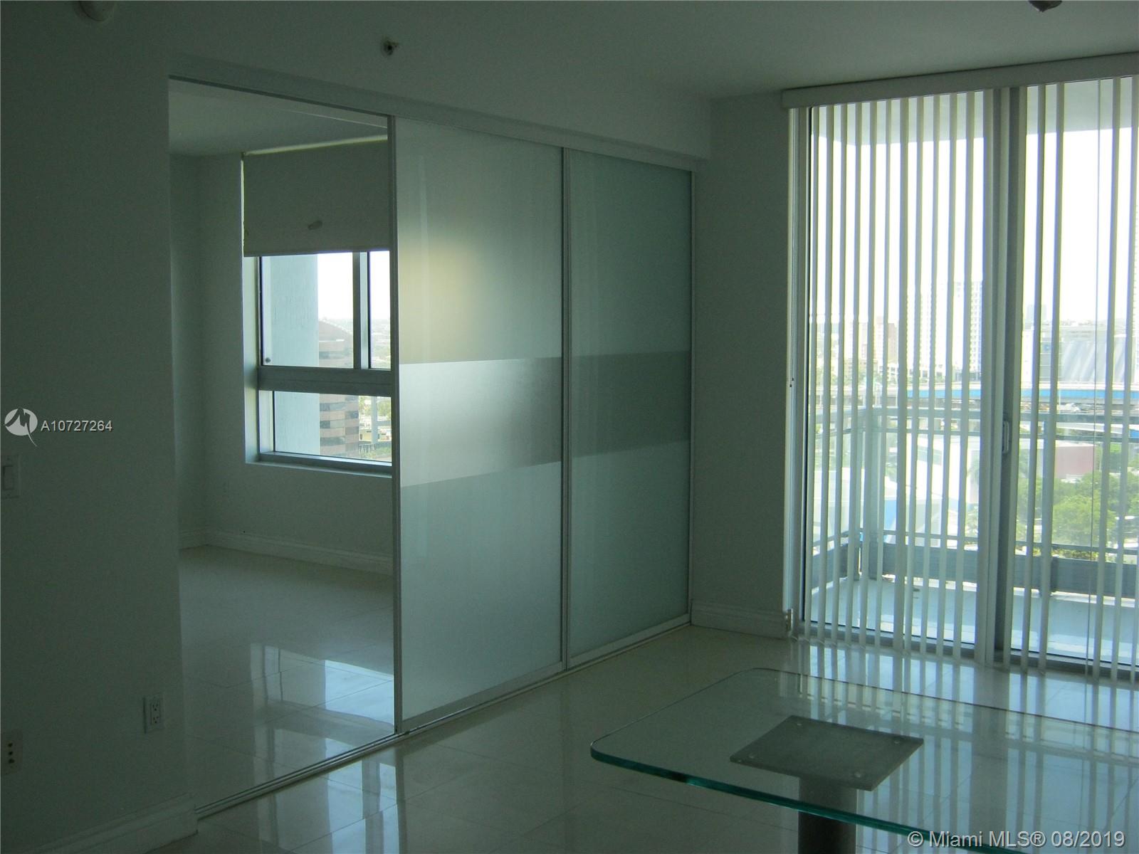 90 Southwest 3rd Street, Unit 1606 Miami, FL 33130 - Photo 16 of 31
