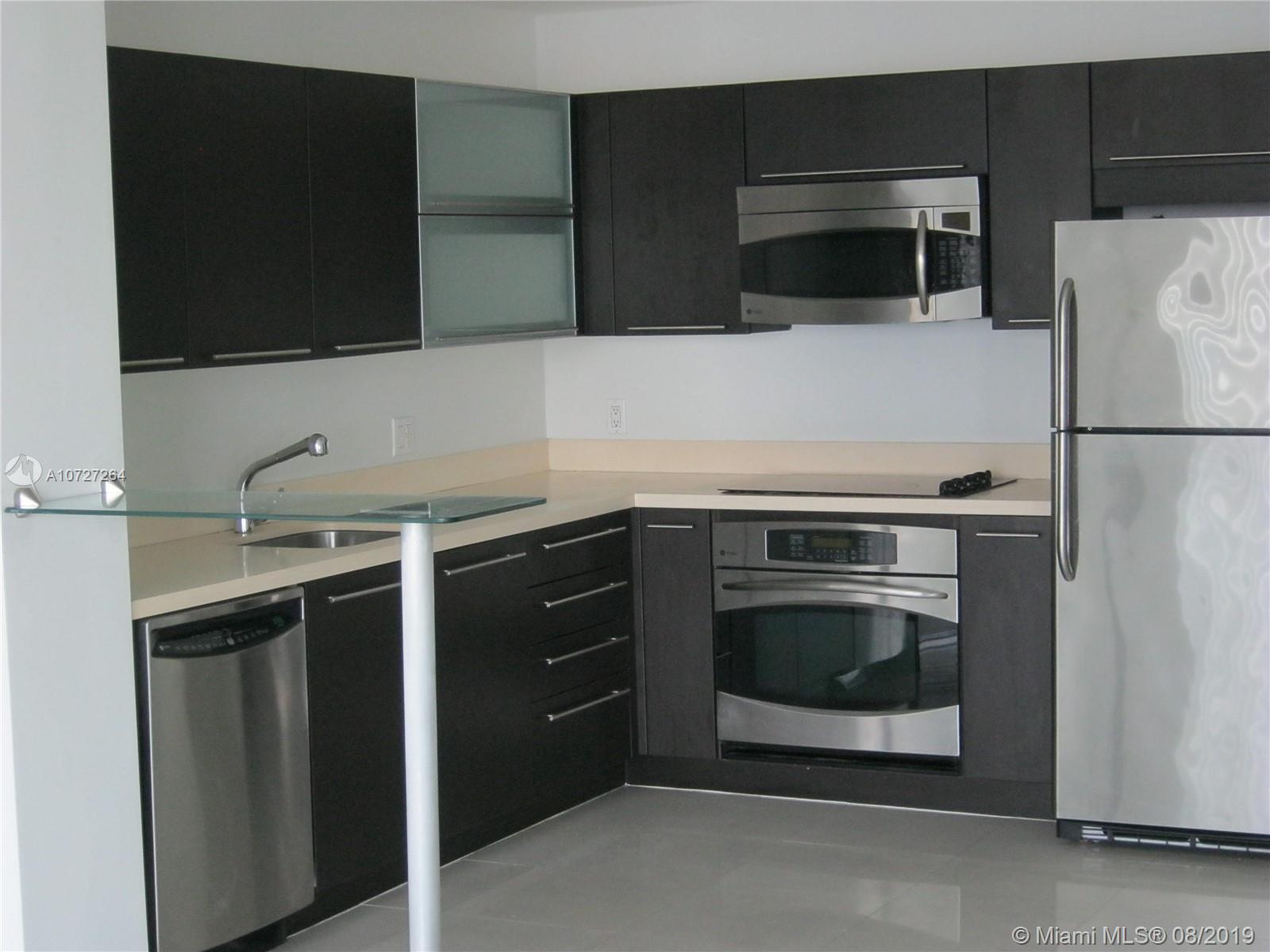 90 Southwest 3rd Street, Unit 1606 Miami, FL 33130 - Photo 7 of 31