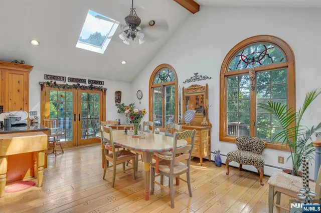 $1,225,000 | 18 Bayberry Drive, Montvale, NJ 07645