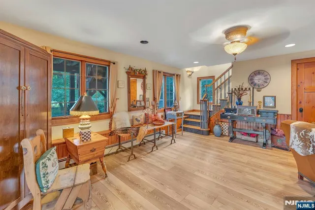 $1,225,000 | 18 Bayberry Drive, Montvale, NJ 07645