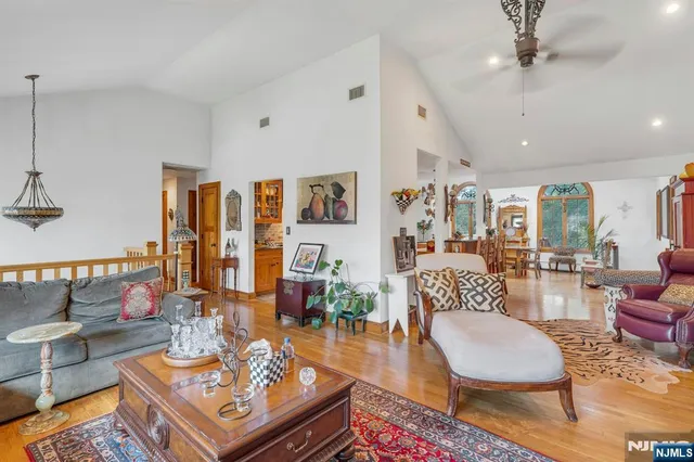 $1,225,000 | 18 Bayberry Drive, Montvale, NJ 07645