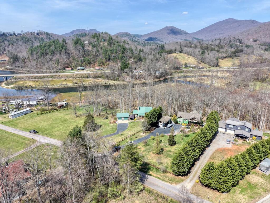 2561 Dune Road Hiawassee, GA 30546 - Photo 11 of 71