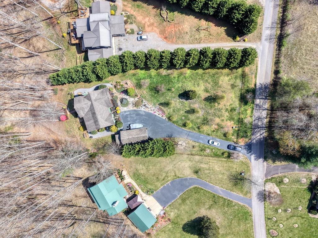 2561 Dune Road Hiawassee, GA 30546 - Photo 9 of 71