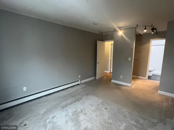 $109,900 | 401 East Burnsville Parkway, Unit 334, Burnsville, MN 55337