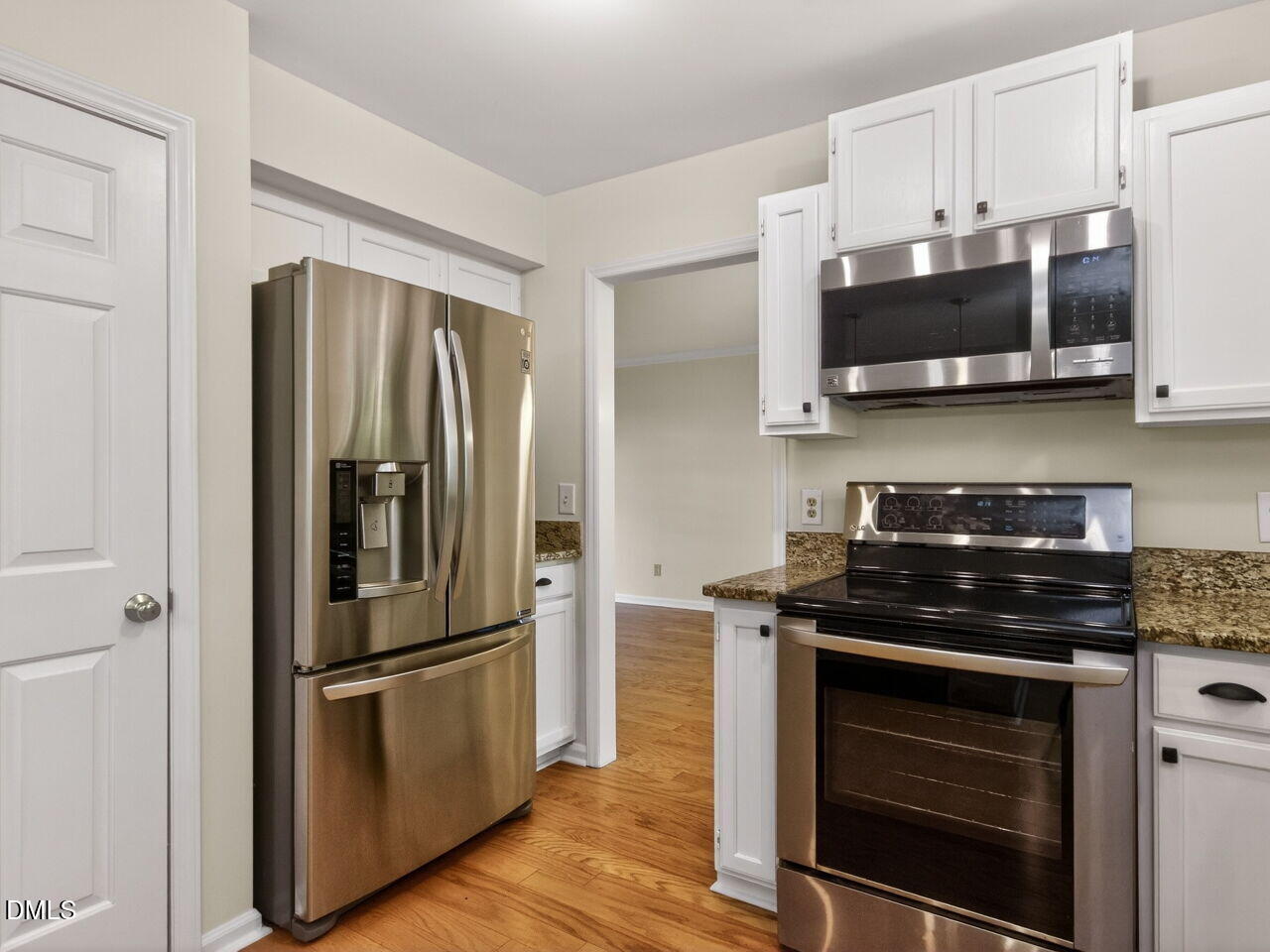 6329 Cape Charles Drive Raleigh, NC 27617 - Photo 10 of 44 Kitchen