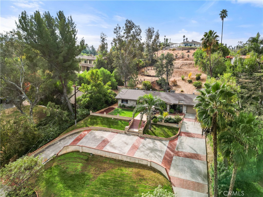 5051 Victoria Avenue Riverside, CA 92506 - Photo 36 of 45