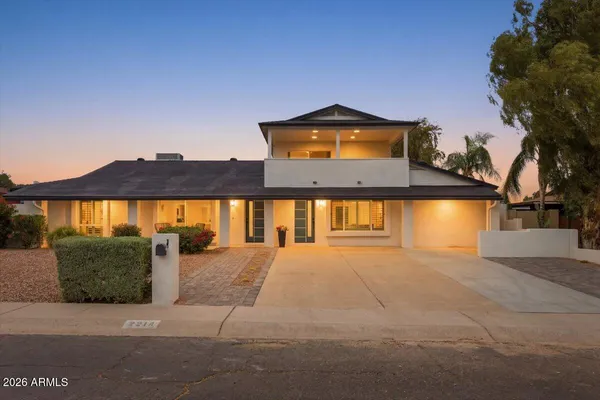 $1,195,000 | 2218 East Sunnyside Drive, Phoenix, AZ 85022
