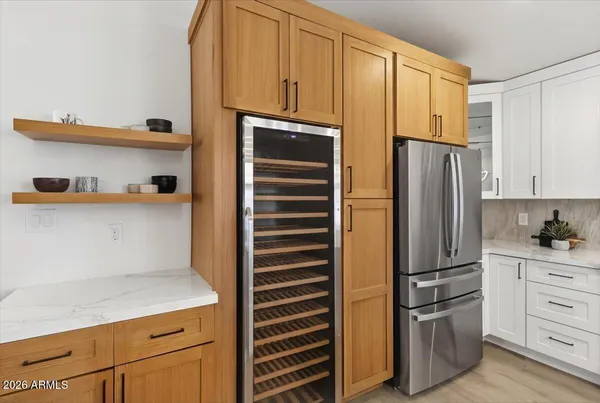 $1,195,000 | 2218 East Sunnyside Drive, Phoenix, AZ 85022