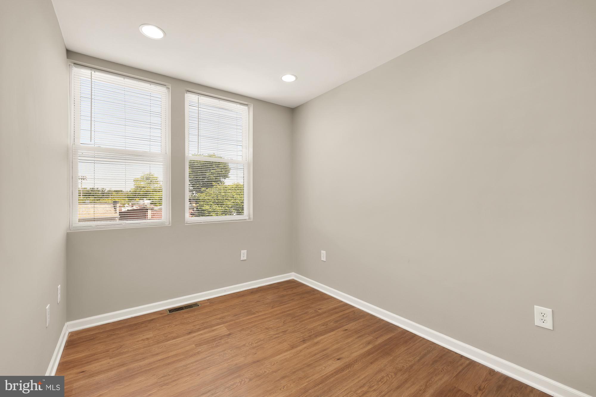 2408 37th Street Northwest Washington, DC 20007 - Photo 24 of 42