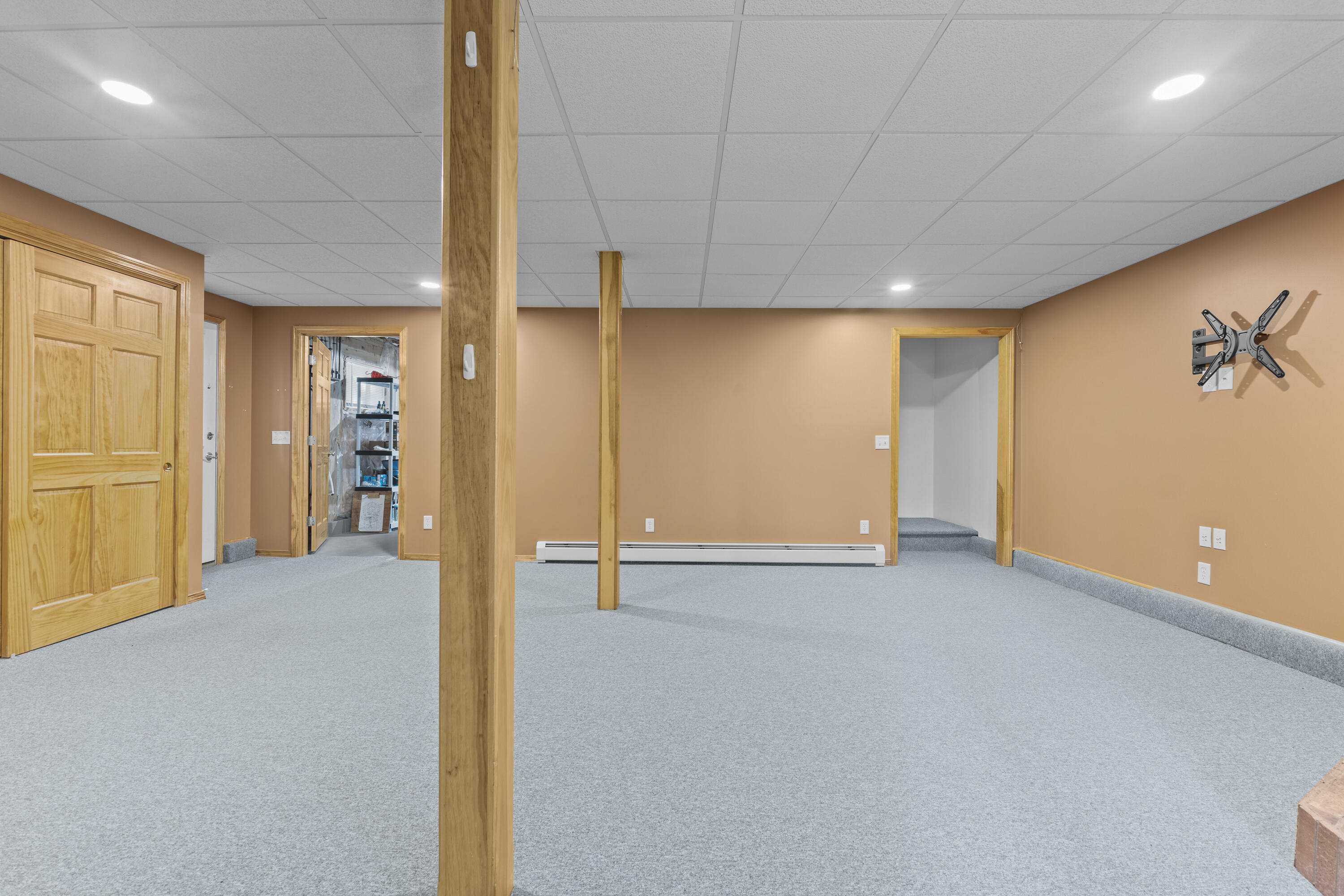 376 Bowdoinham Road Sabattus, ME 04280 - Photo 39 of 81 Family Room