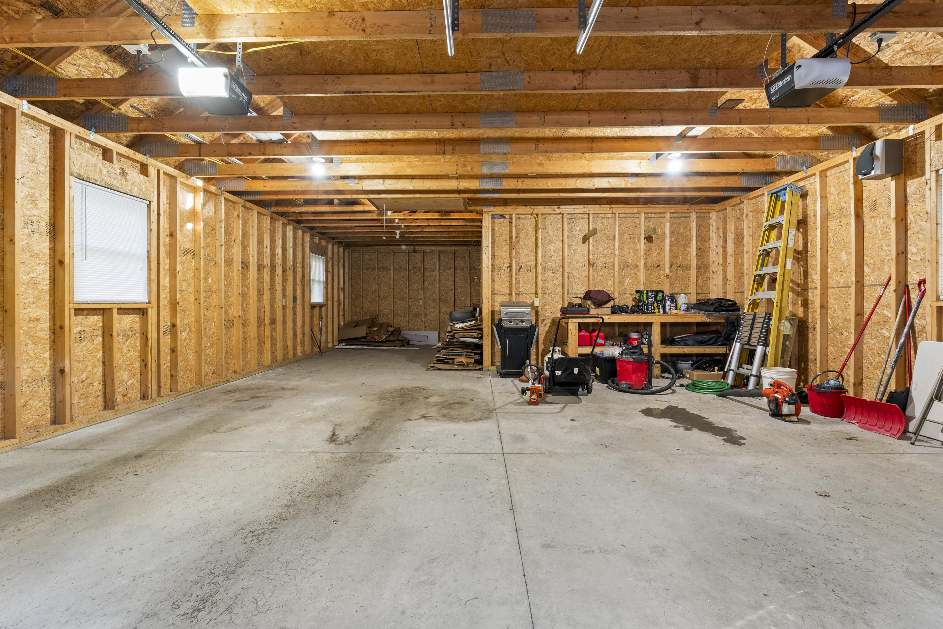 376 Bowdoinham Road Sabattus, ME 04280 - Photo 50 of 81 Garage interior