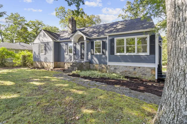 $599,900 | 905 Ridgeway Avenue, Signal Mountain, TN 37377