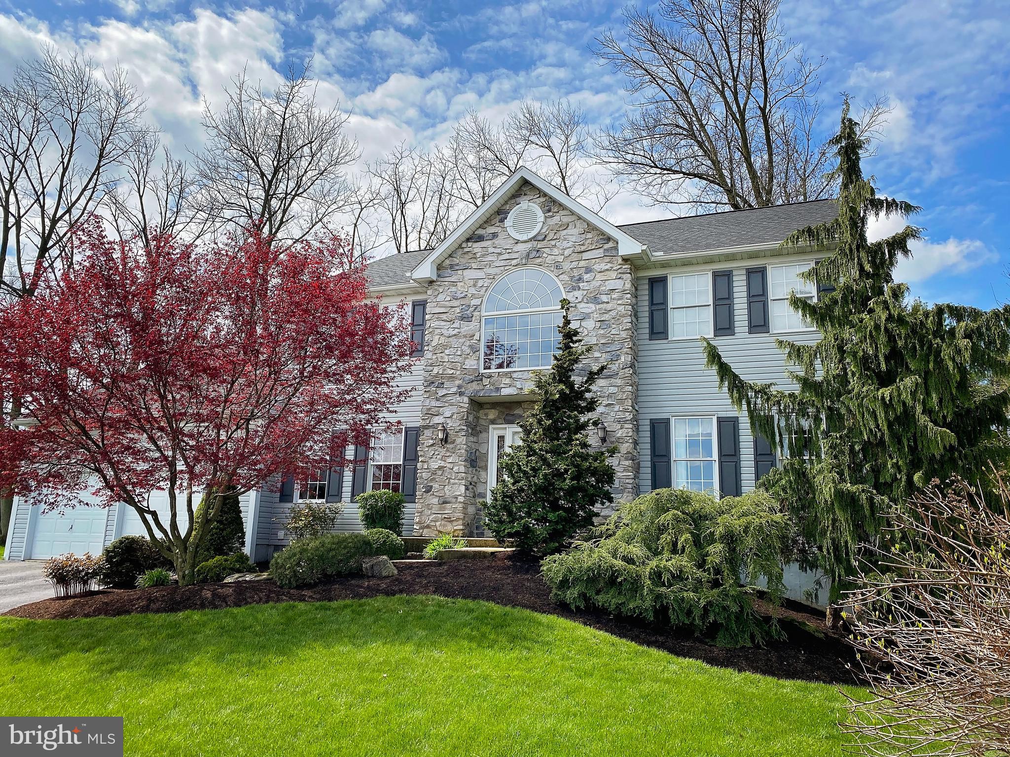 324 Kentucky Avenue Sinking Spring, PA 19608 - Photo 1 of 56