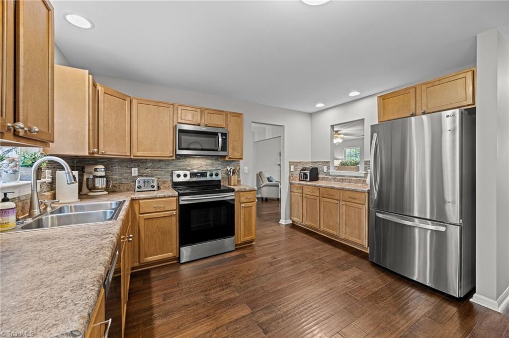 326 Carter Ridge Drive Reidsville, NC 27320 - Photo 12 of 46