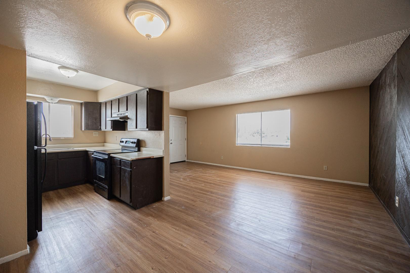 4724 East Portland Street Phoenix, AZ 85008 - Photo 7 of 16