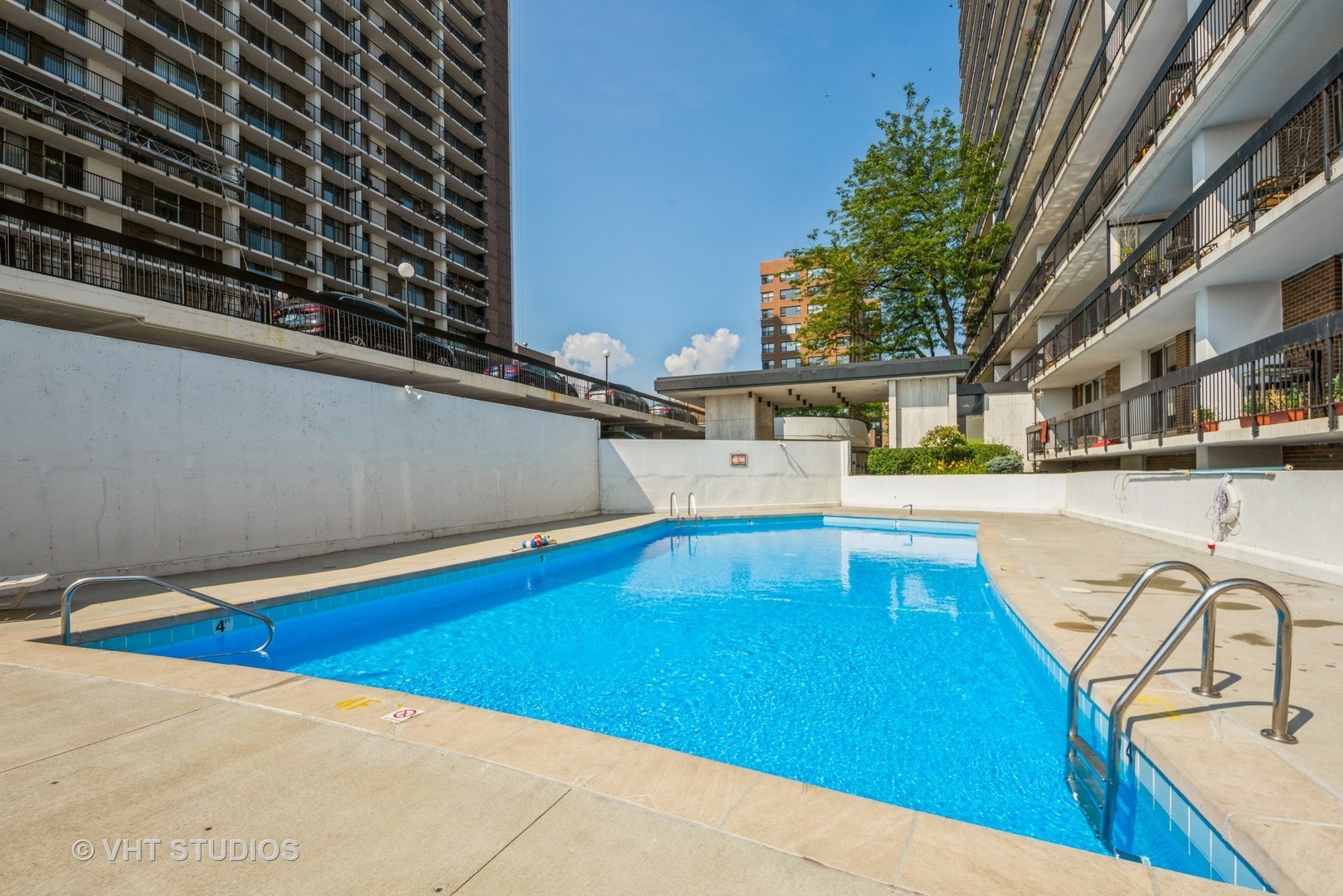 5901 North Sheridan Road, Unit 13B Chicago, IL 60660 - Photo 20 of 28 Gallery Image 20