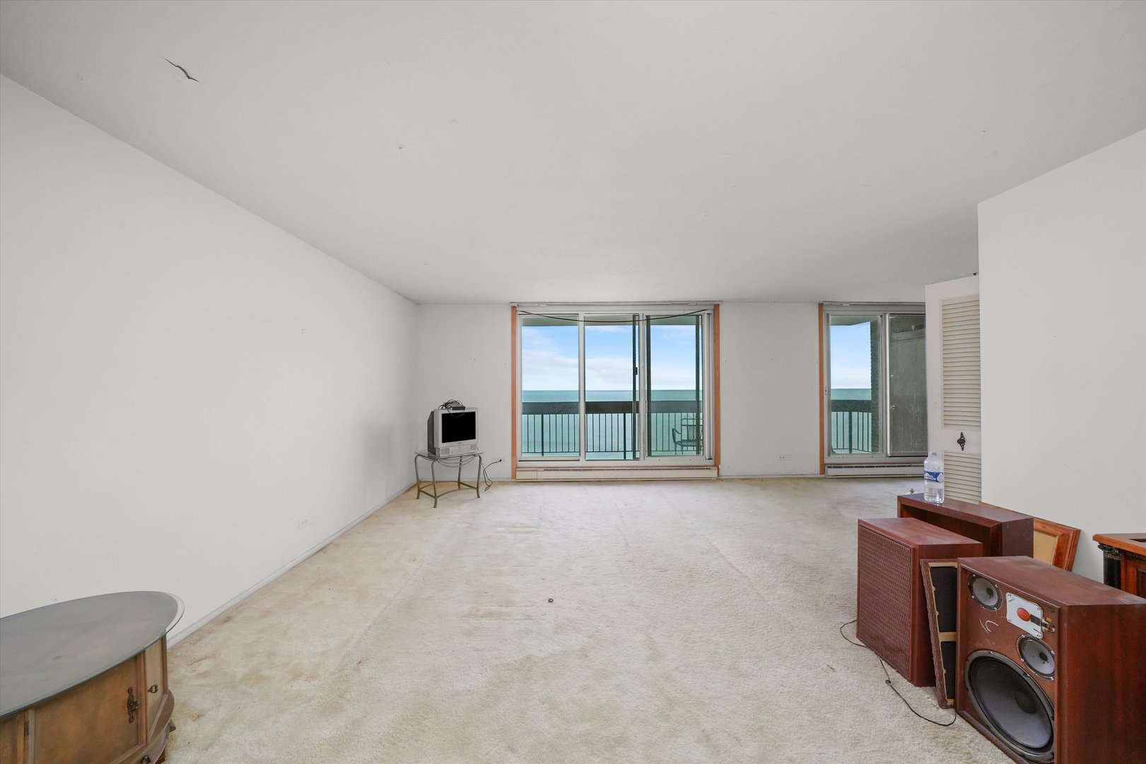 5901 North Sheridan Road, Unit 13B Chicago, IL 60660 - Photo 5 of 28 Gallery Image 5