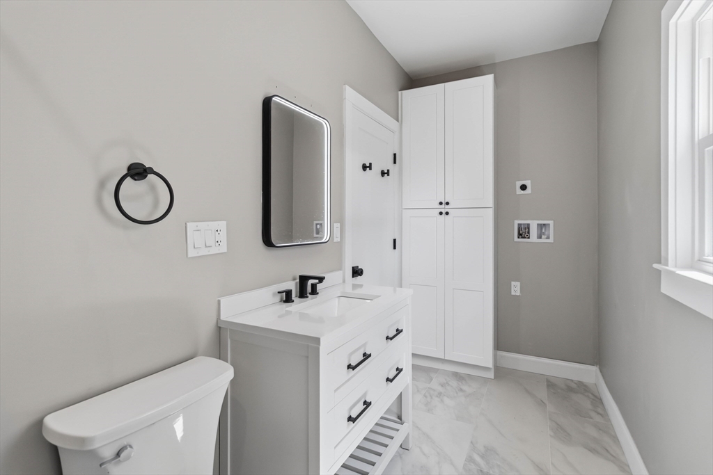 16 Hillside Street, Unit 1 Maynard, MA 01754 - Photo 18 of 30