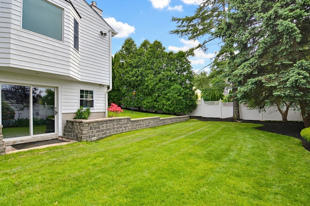81 Brettwood Road Belmont, MA 02478 - Photo 27 of 31