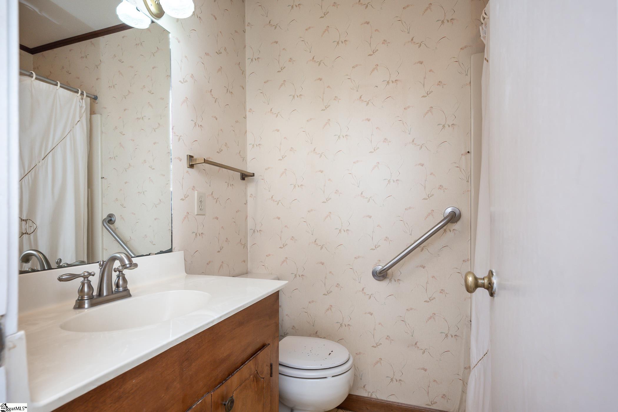 214 Meadow Road Laurens, SC 29360 - Photo 27 of 34 Gallery Image 27