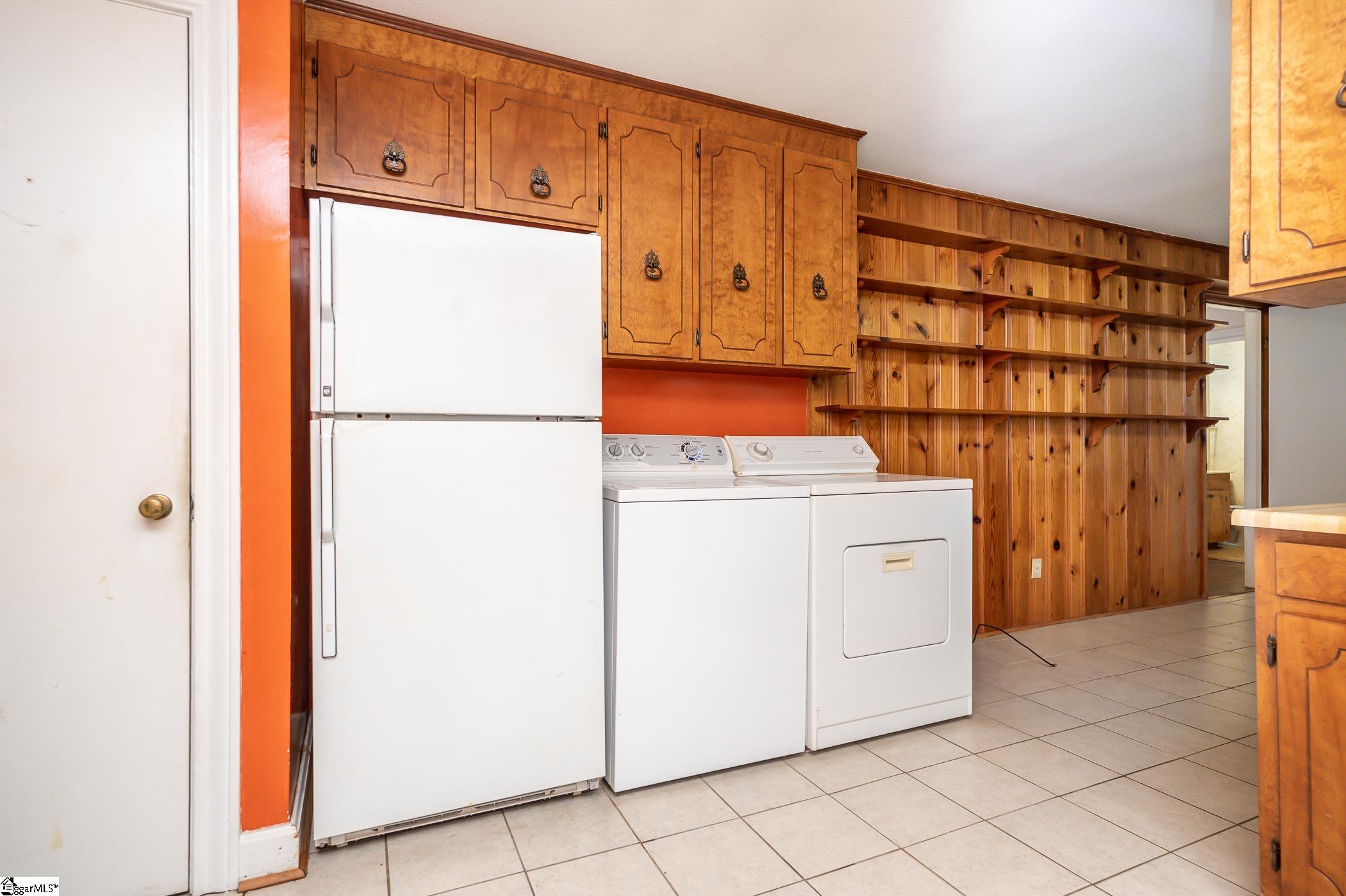 214 Meadow Road Laurens, SC 29360 - Photo 7 of 34 Gallery Image 7