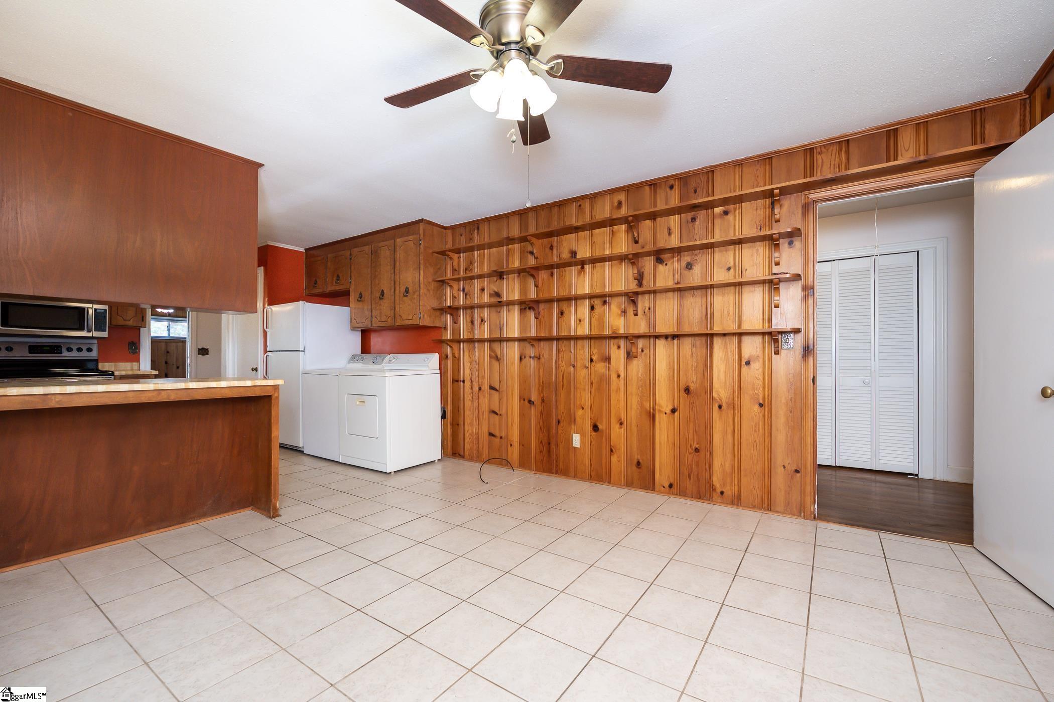 214 Meadow Road Laurens, SC 29360 - Photo 9 of 34 Gallery Image 9