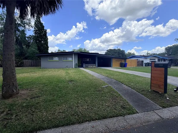 $2,700 | 1632 Pineberry Street, Lakeland, FL 33803