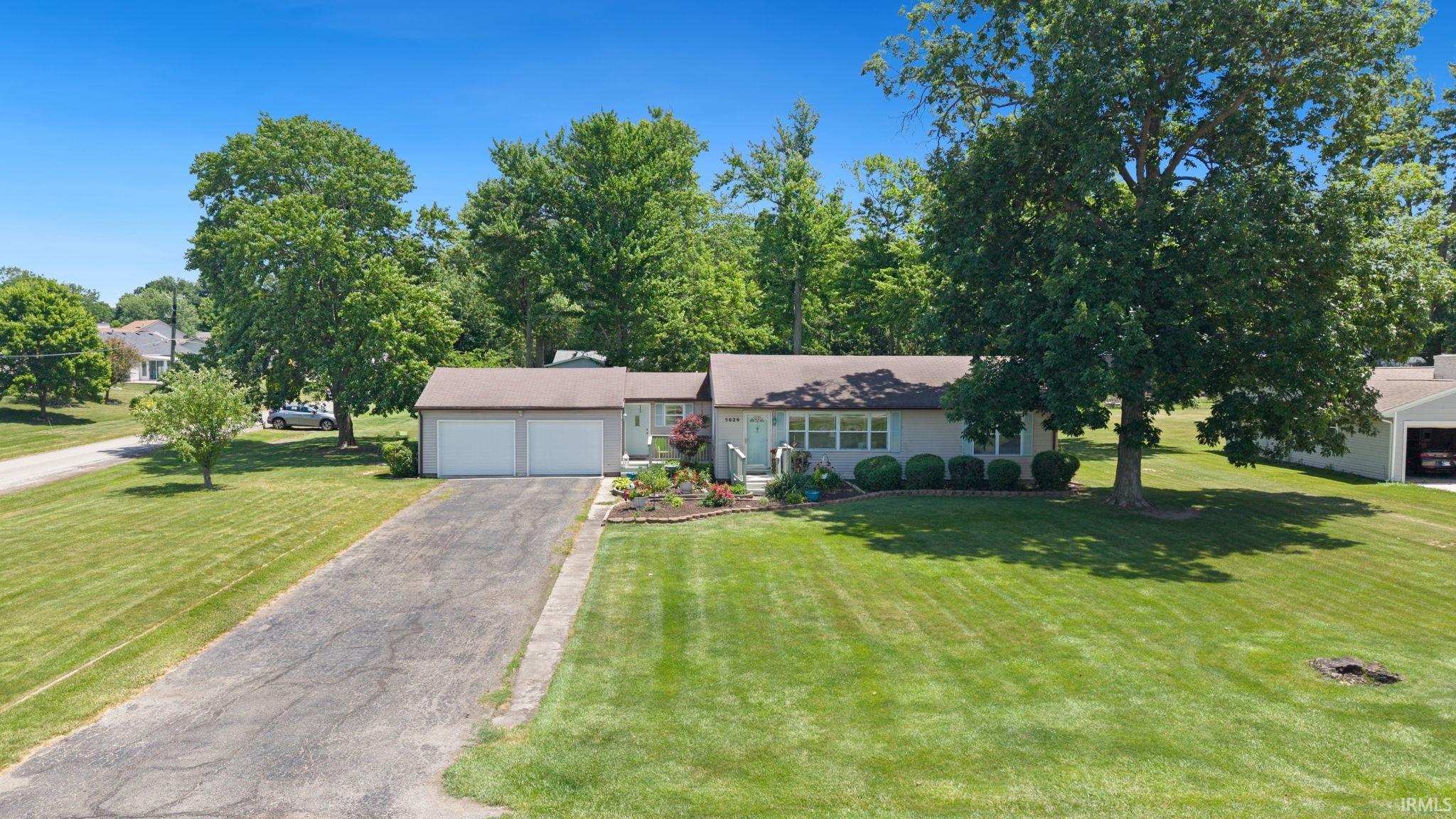 5026 Wheelock Road Fort Wayne, IN 46835 - Photo 1 of 42
