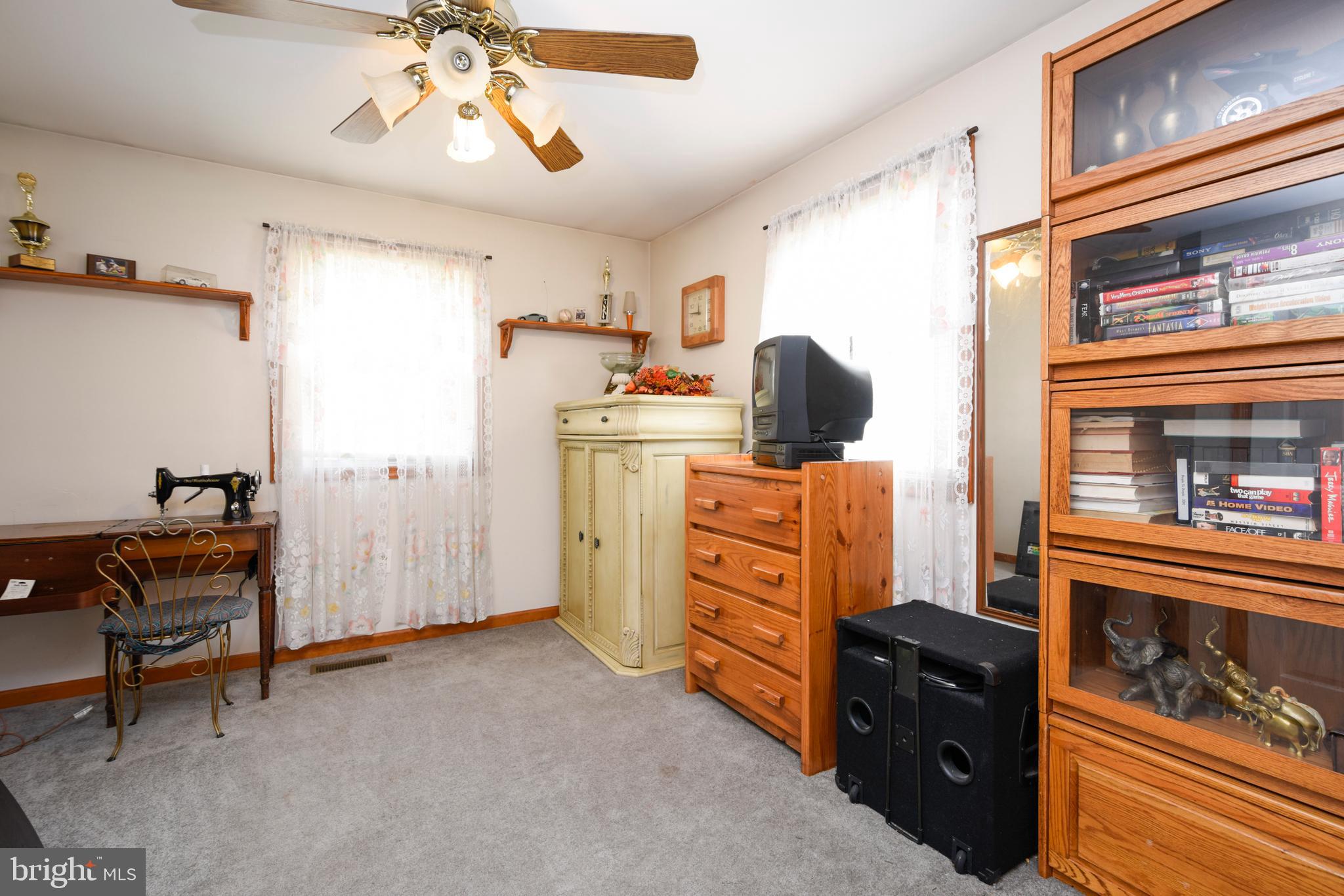 11604 Stevens Road Philadelphia, PA 19116 - Photo 20 of 33 4th Bedroom